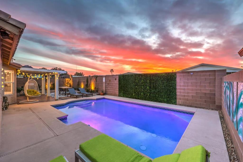 Villa Sunset Swim - Modern Vegas Heated Pool Retreat Henderson Exterior foto